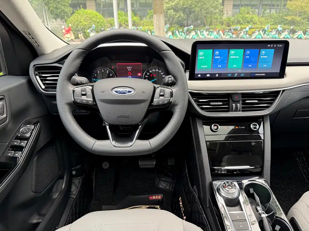 Ford Escape — миниатюра 10