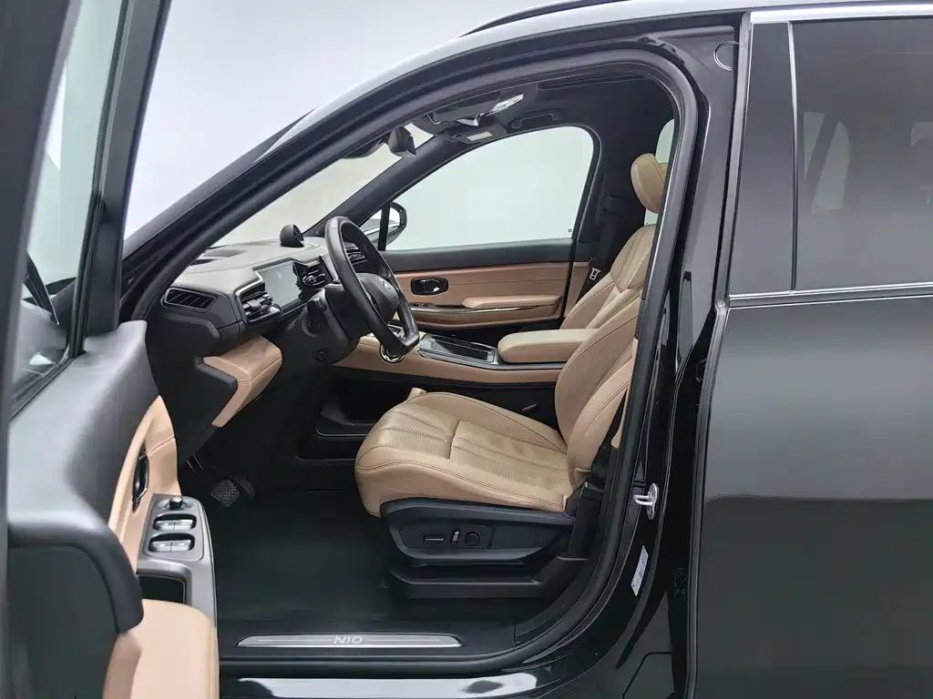 NIO ES8 — миниатюра 10