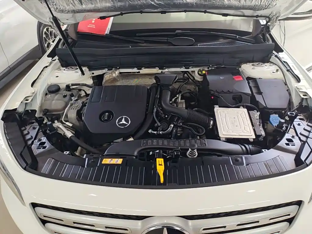 Mercedes-Benz GLB — миниатюра 20