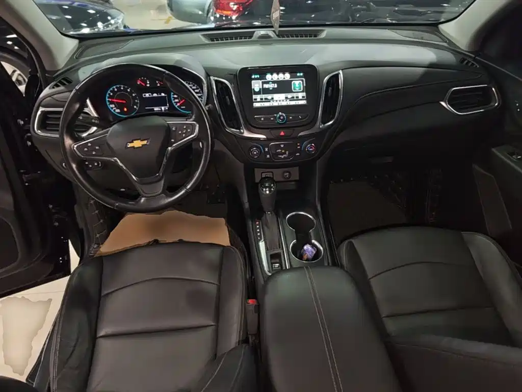 Chevrolet Equinox — миниатюра 10