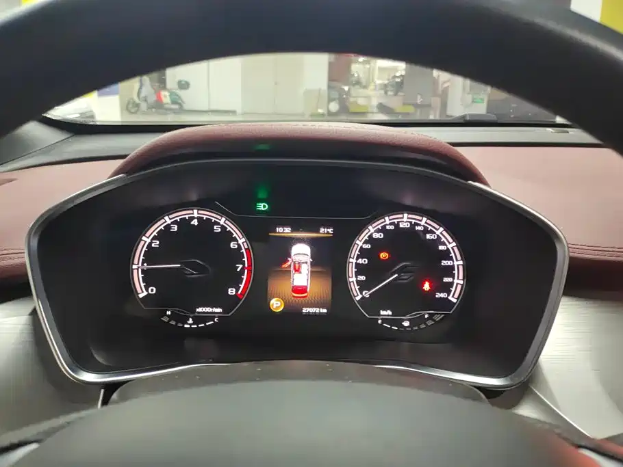 Geely Binyue — миниатюра 14