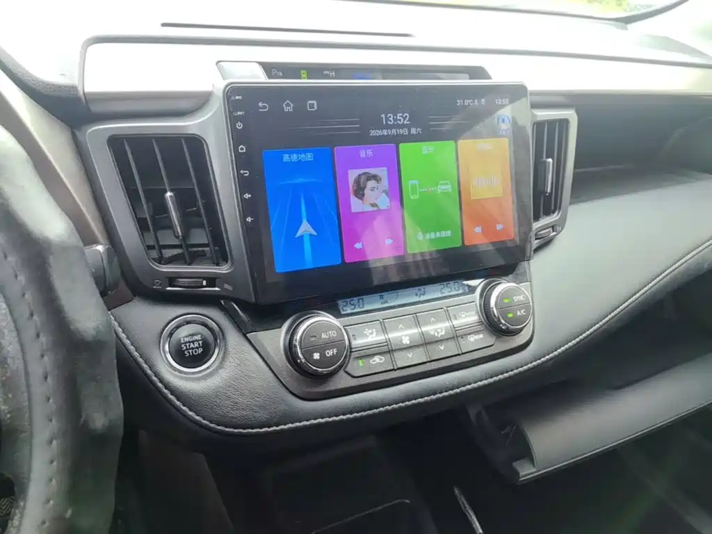 Toyota RAV4 — миниатюра 18