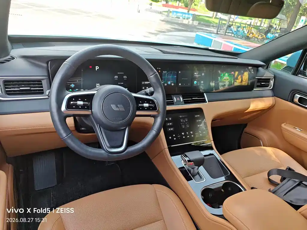 Li Auto Li ONE — миниатюра 7