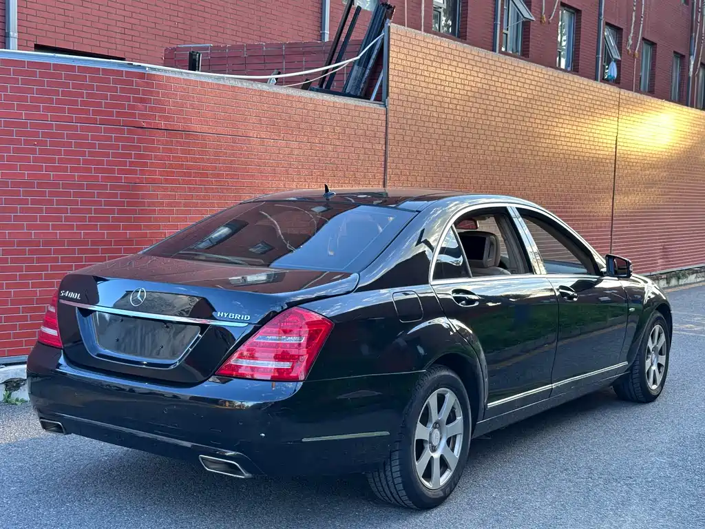 Mercedes-Benz S-Class — миниатюра 18