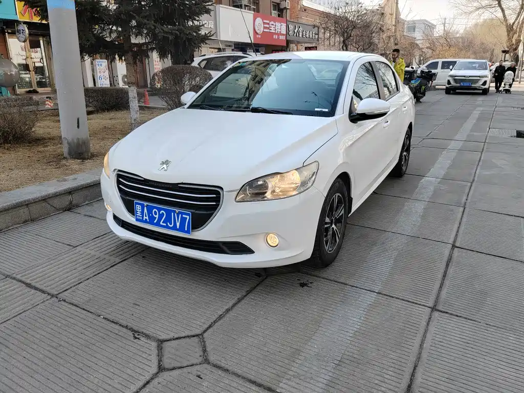 Peugeot 301 2014