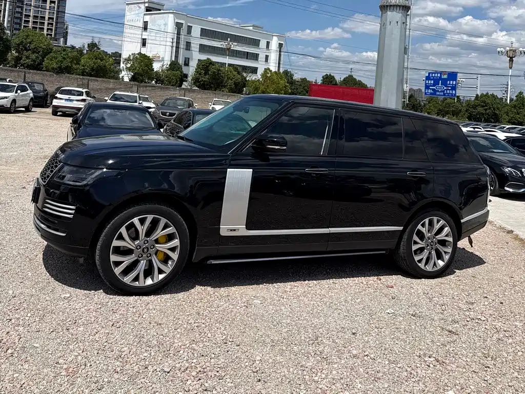 Land Rover Range Rover — миниатюра 3