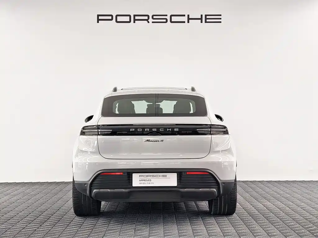 Porsche Macan EV — миниатюра 6