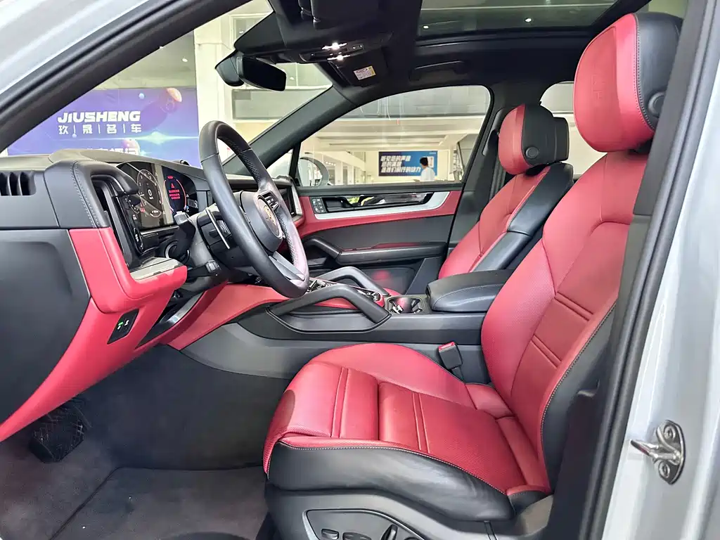 Porsche Cayenne — миниатюра 8