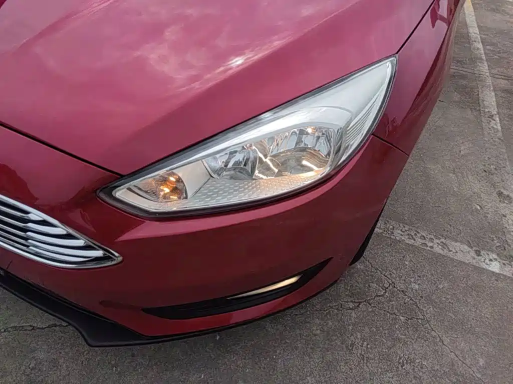 Ford Focus — миниатюра 24