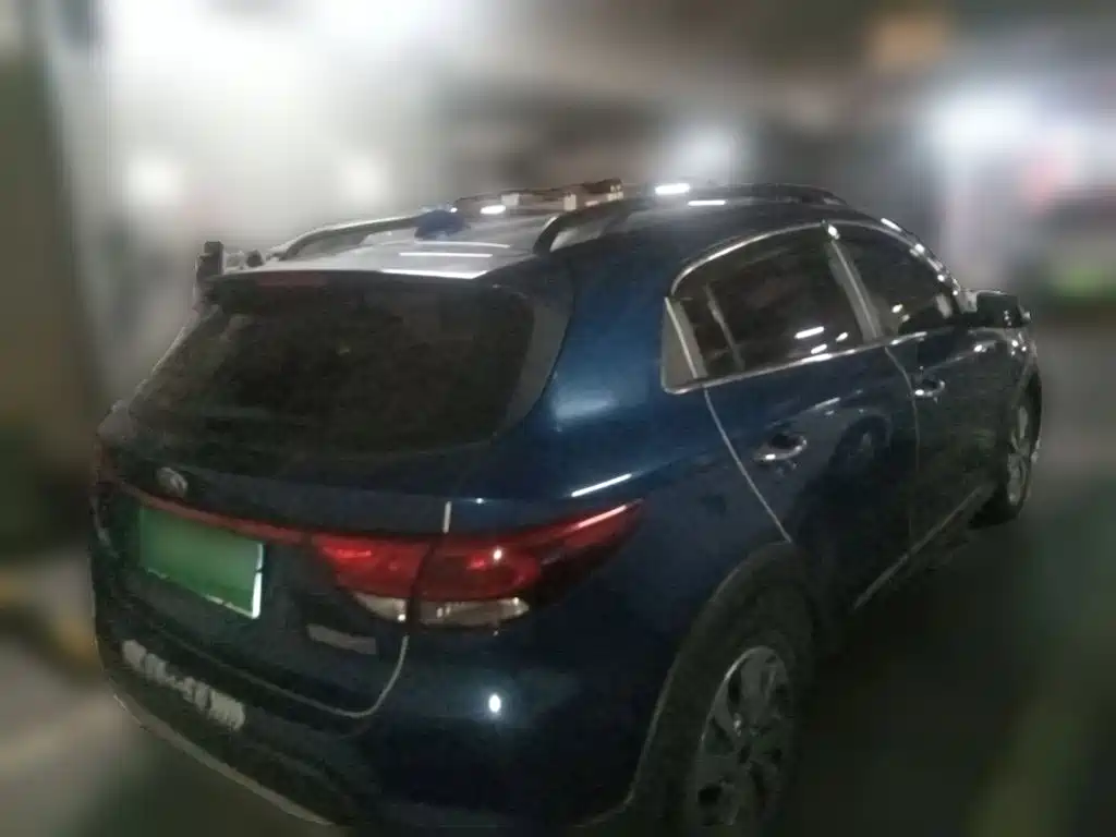 Kia KX Cross — миниатюра 4