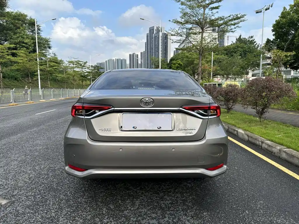 Toyota Corolla — миниатюра 3