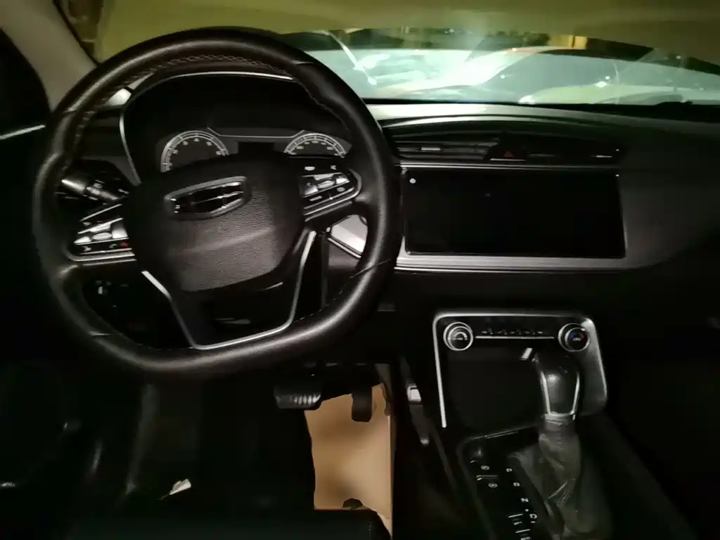 Geely Binrui — миниатюра 10