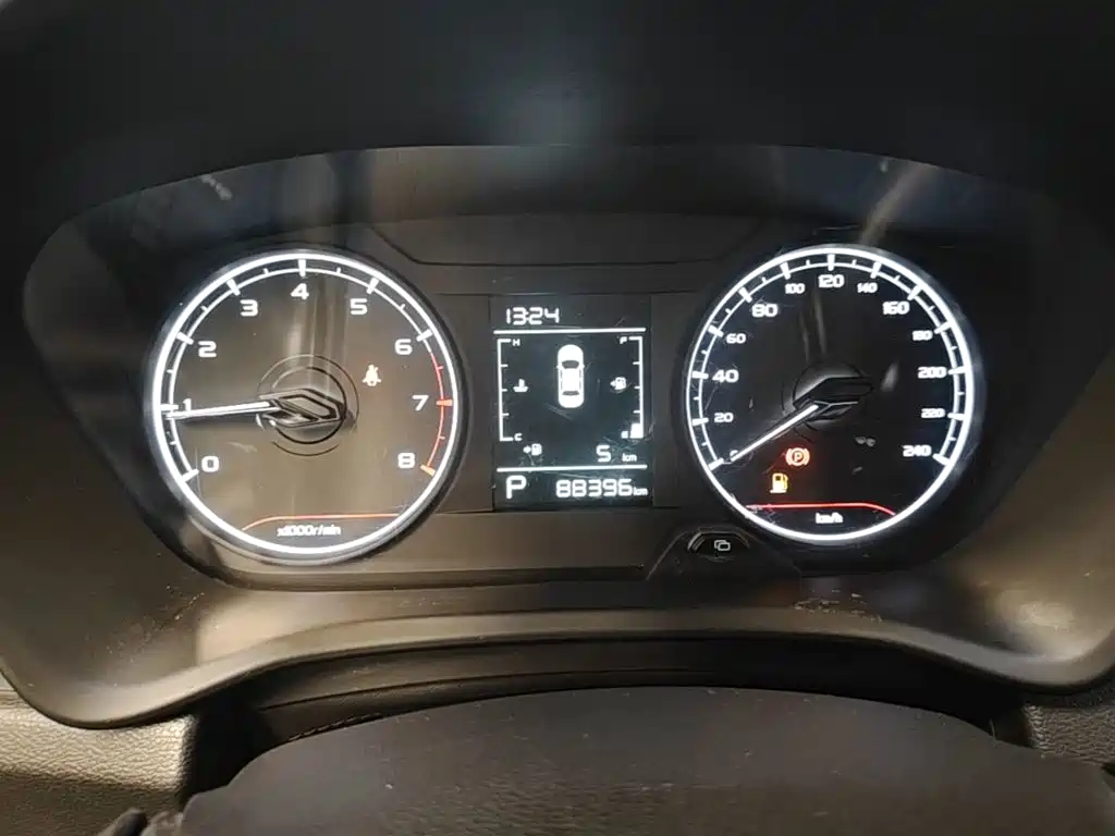 Geely Vision X3 — миниатюра 12
