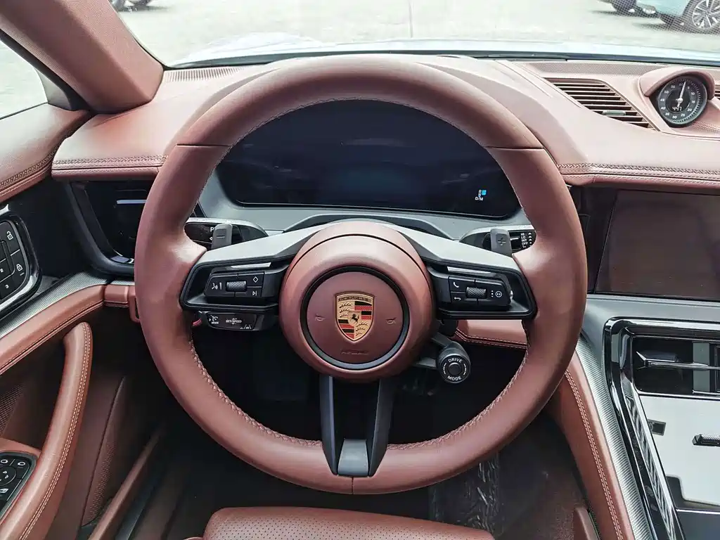 Porsche Panamera — миниатюра 7