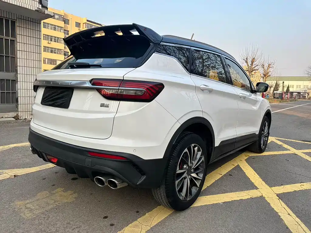 Geely Binyue — миниатюра 7