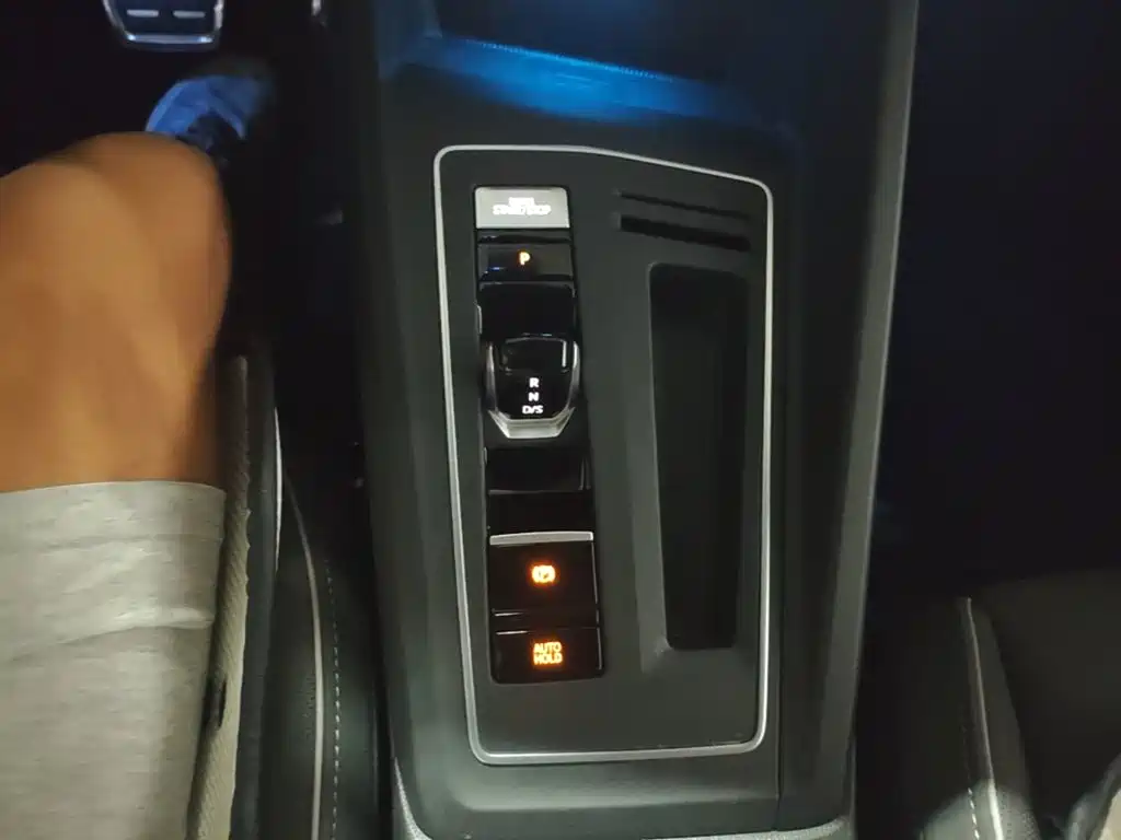 Volkswagen Golf — миниатюра 14