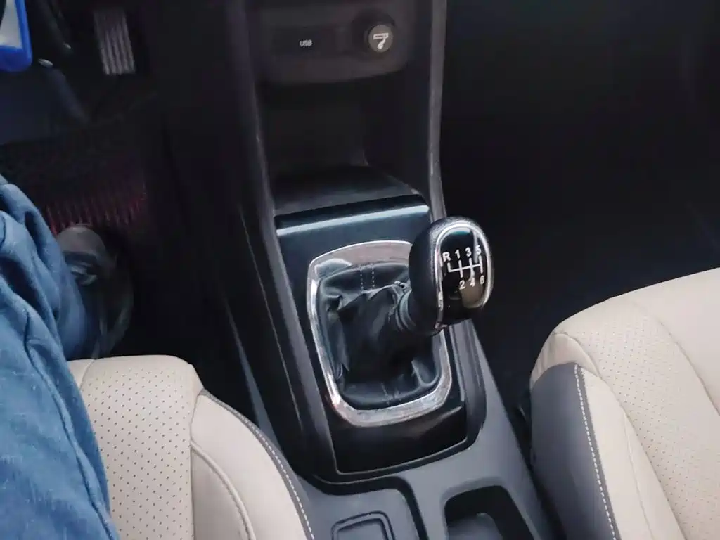 Baojun 310W — миниатюра 14