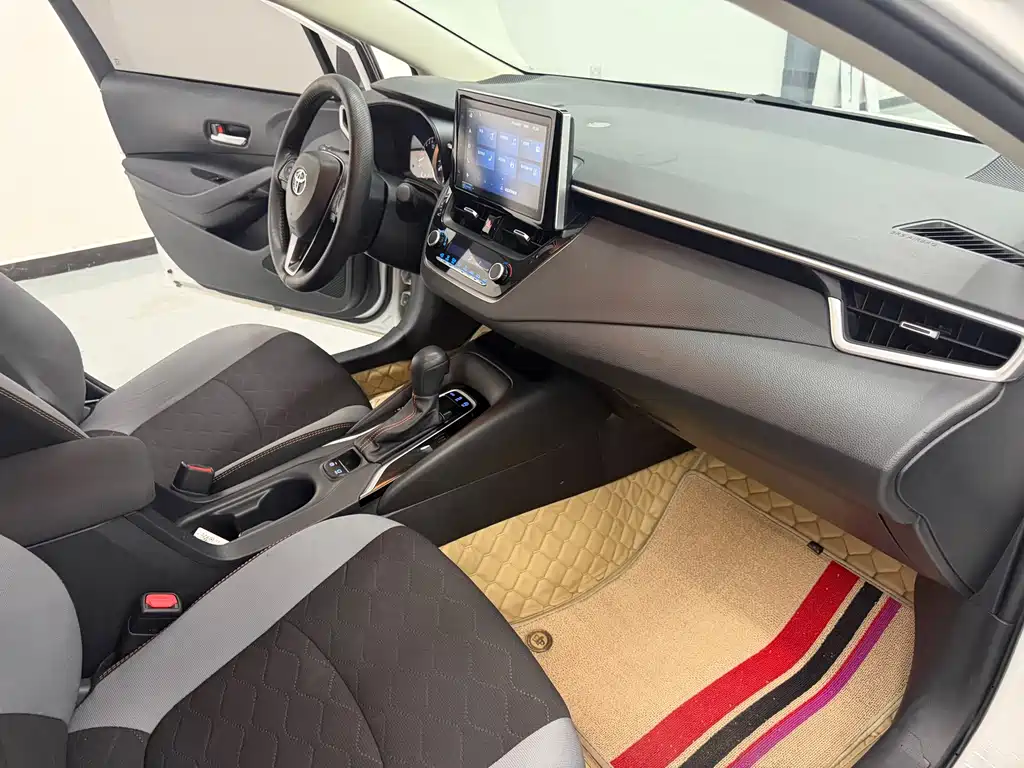 Toyota Corolla — миниатюра 10