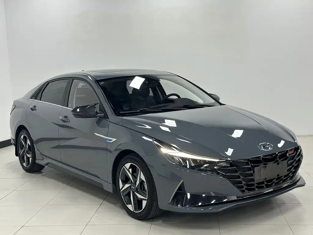 Hyundai Elantra — миниатюра 3