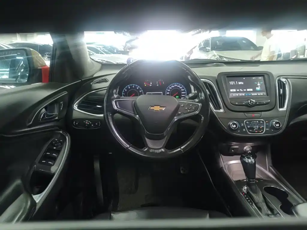 Chevrolet Malibu XL — миниатюра 11