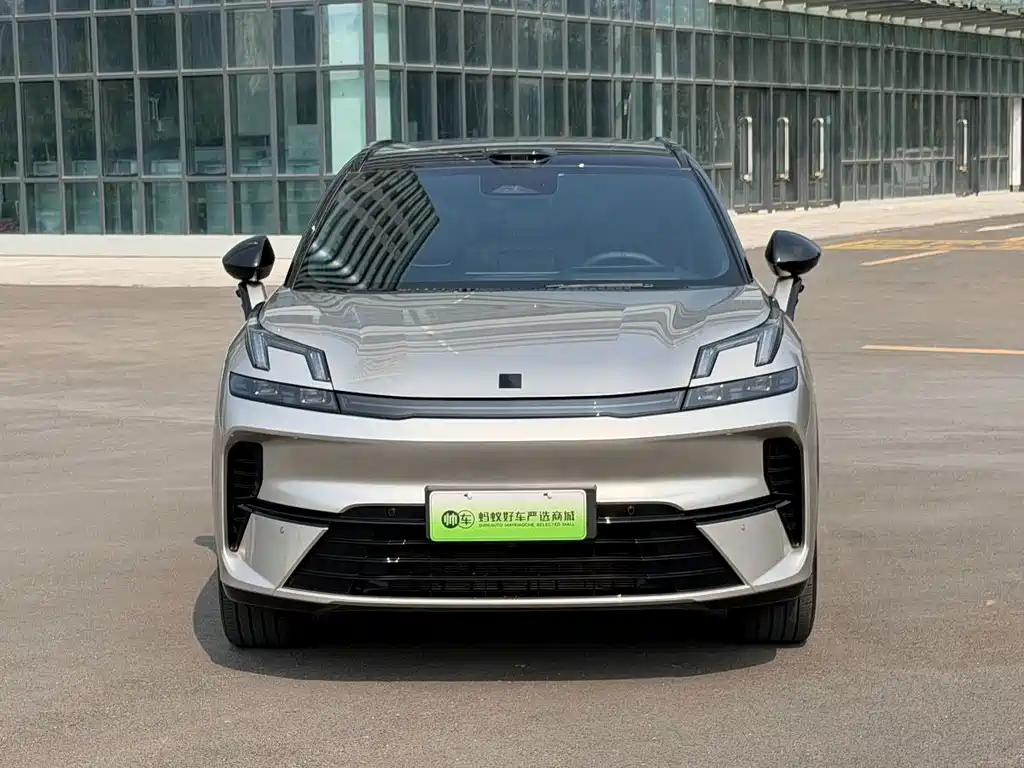 Lynk & Co 08 EM-P — миниатюра 2