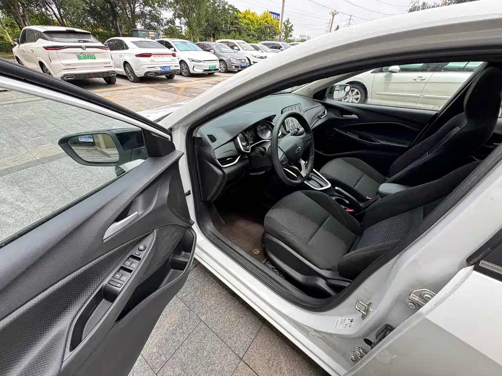 Chevrolet Cavalier 2020 Redline 325T AT