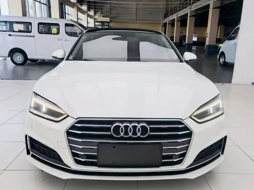 Audi A5 (Import) — миниатюра 2