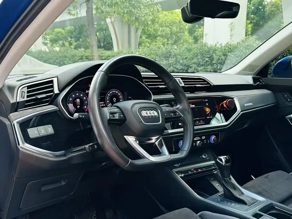 Audi Q3 2019 40 TFSI quattro Fashion