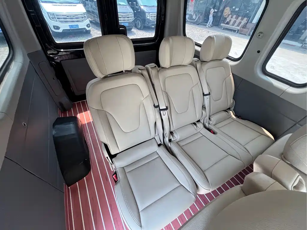 MAXUS V80 — миниатюра 11