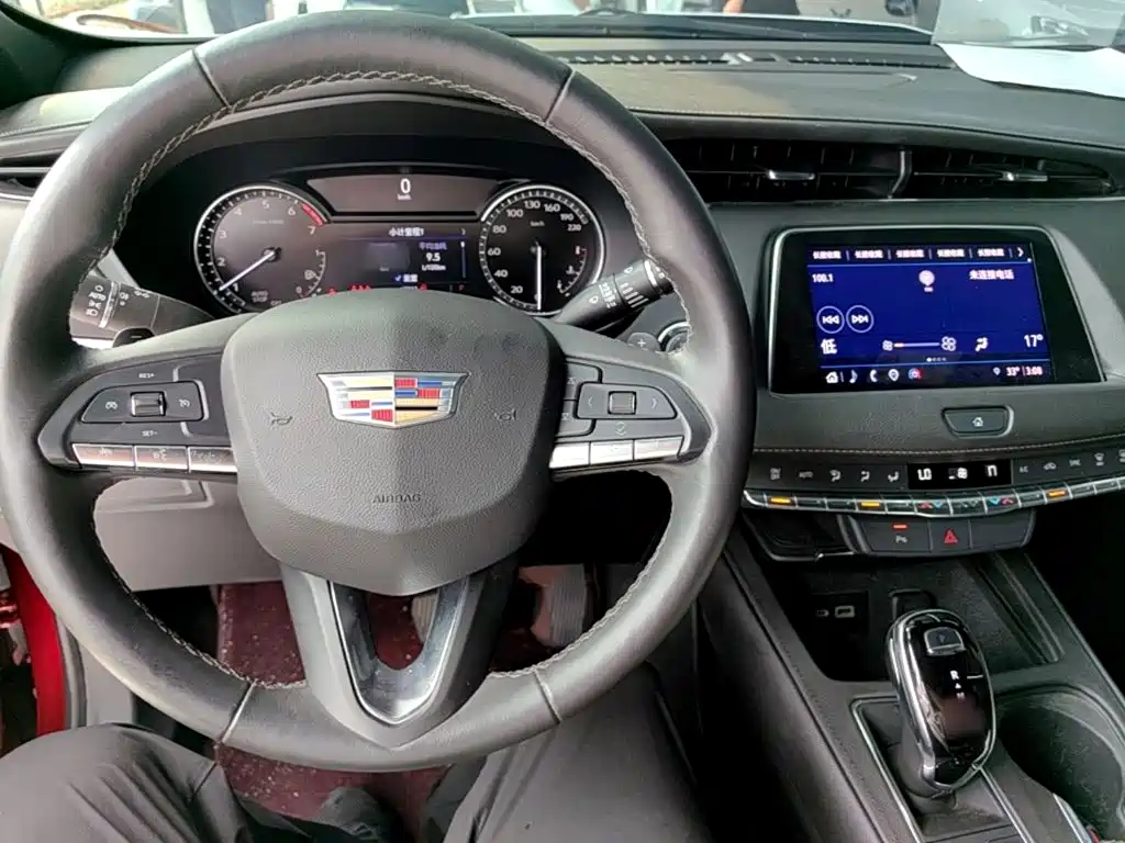 Cadillac XT4 — миниатюра 10