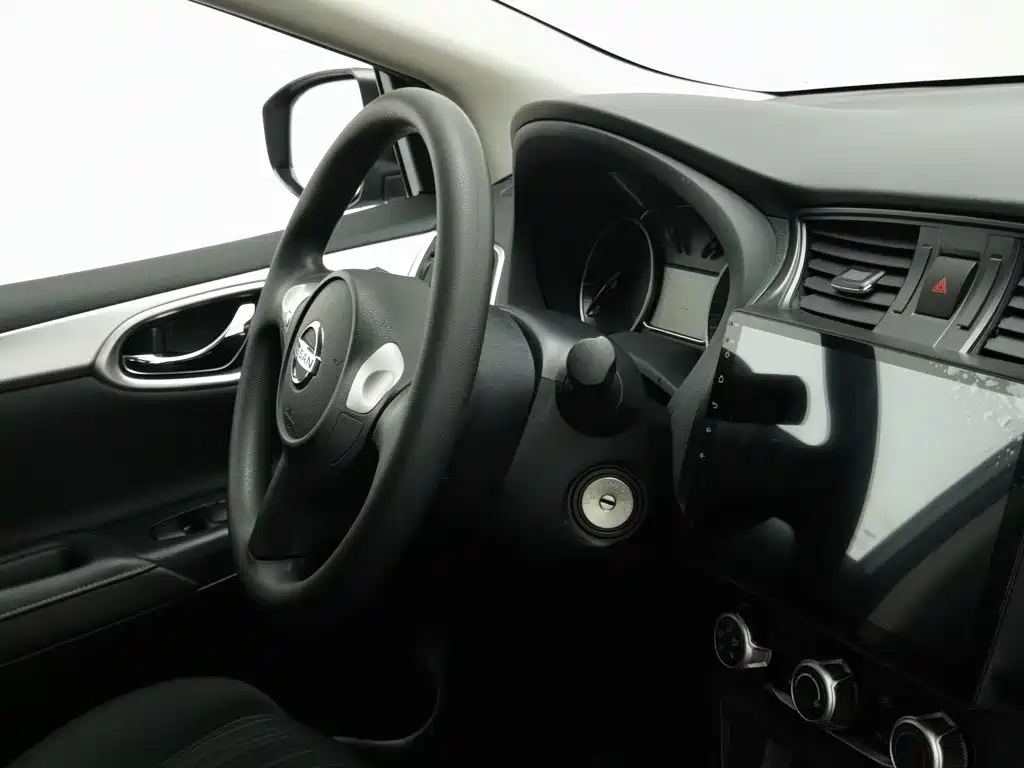 Nissan Sylphy — миниатюра 22