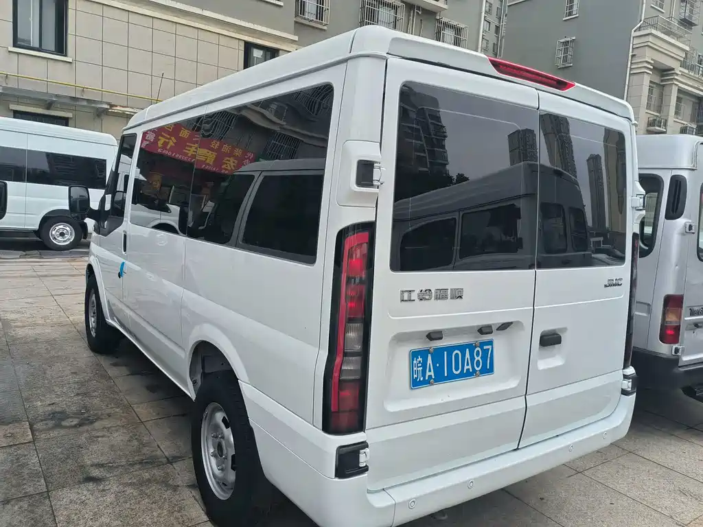 JMC JMC Fushun — миниатюра 9