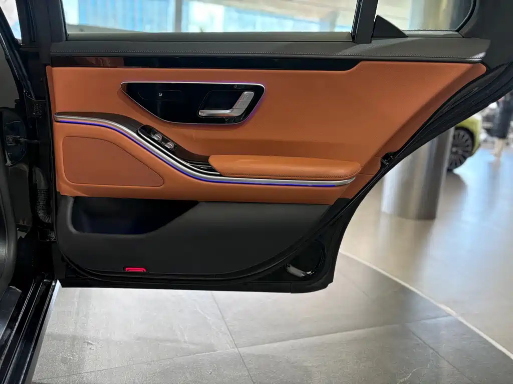 MERCEDES-BENZ S CLASS