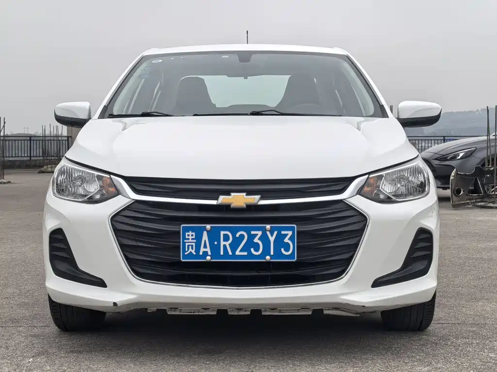 CHEVROLET KOVOZ