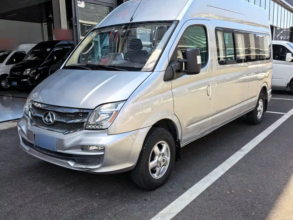 MAXUS V80 — миниатюра 23