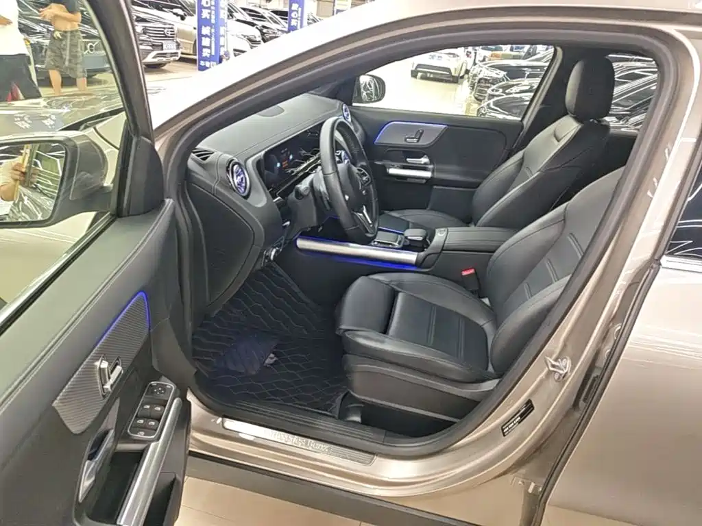 Mercedes-Benz GLA — миниатюра 16
