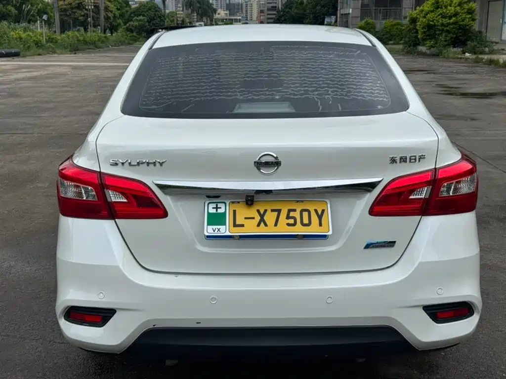 Nissan Sylphy — миниатюра 8