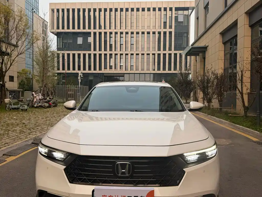Honda Accord — миниатюра 2
