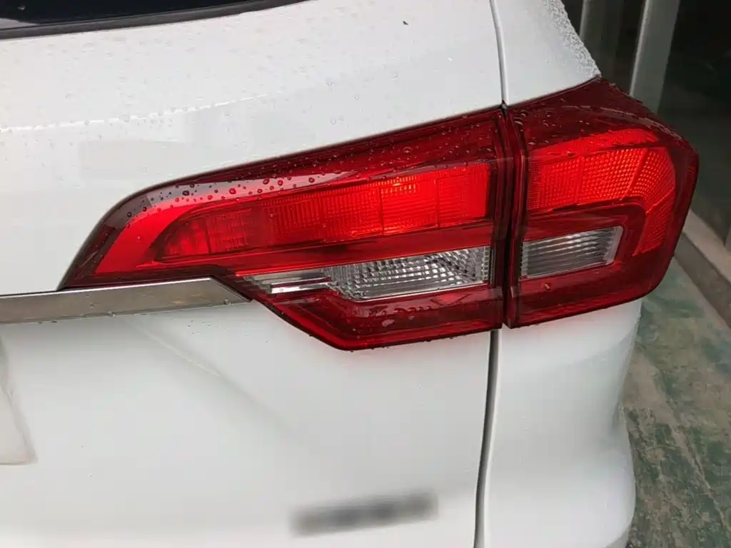 Haval M6 — миниатюра 8