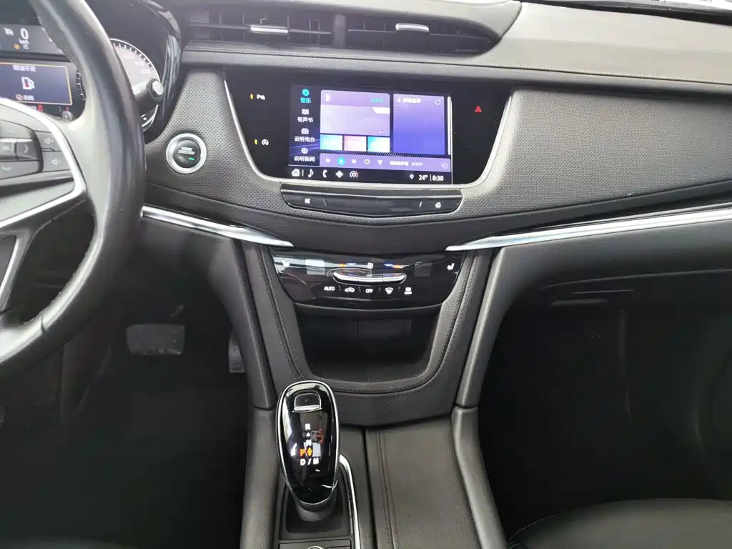 Cadillac XT5 — миниатюра 13