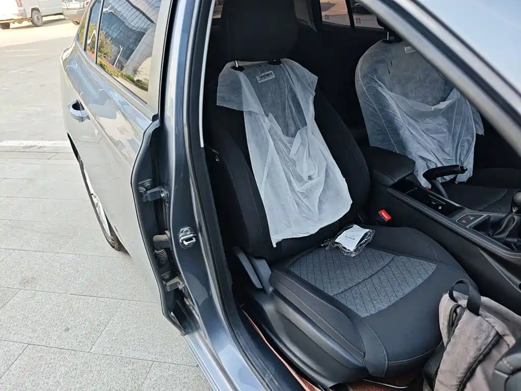 Roewe i5 — миниатюра 25