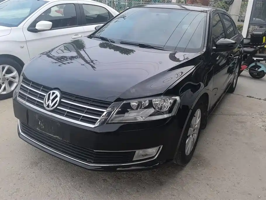 Volkswagen Lavida 2014