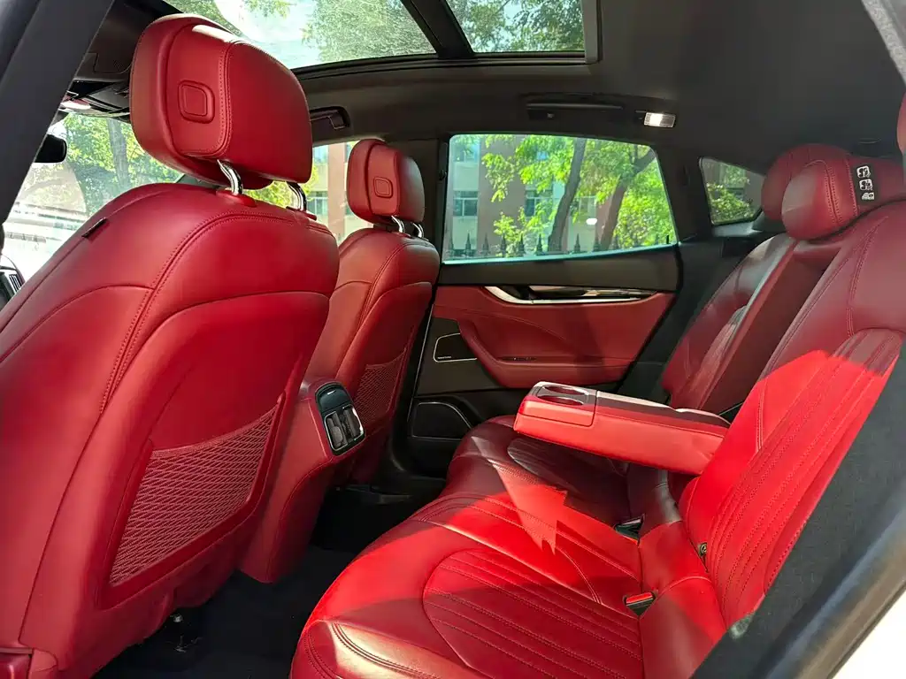 Maserati Levante — миниатюра 19