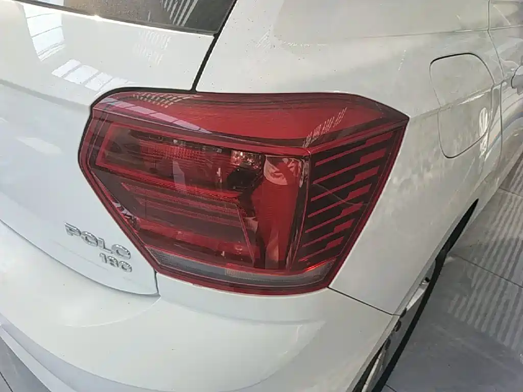 Volkswagen Polo — миниатюра 8