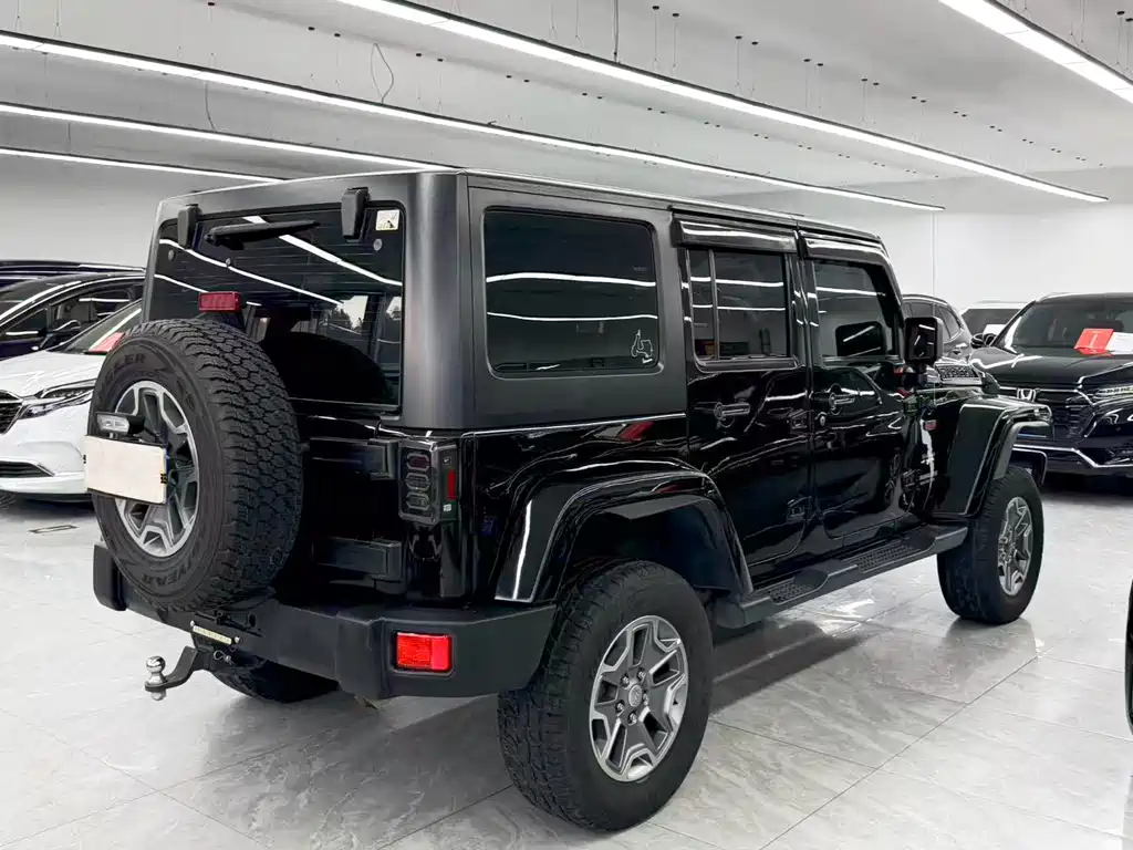 Jeep Wrangler — миниатюра 6