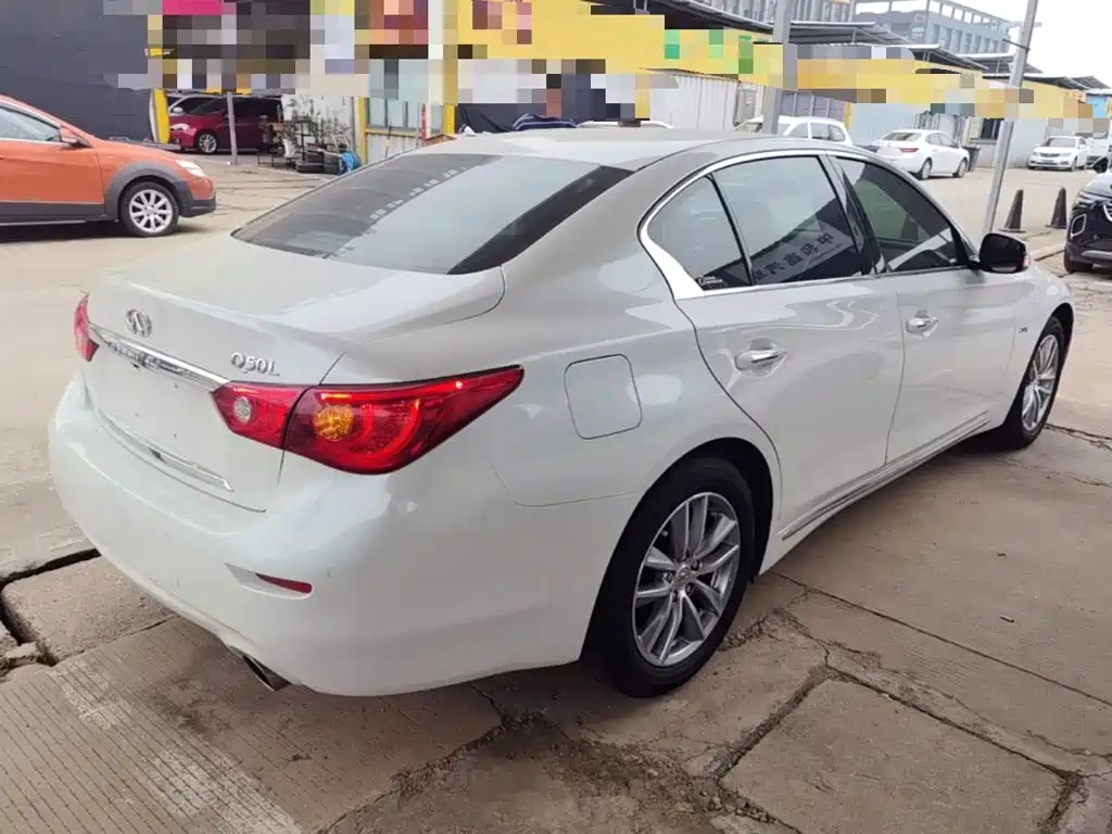 Infiniti Q50L — миниатюра 7