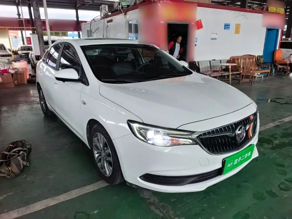 Buick Excelle — миниатюра 4