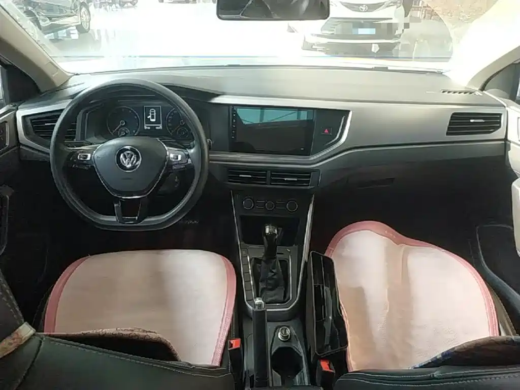 Volkswagen Polo — миниатюра 10