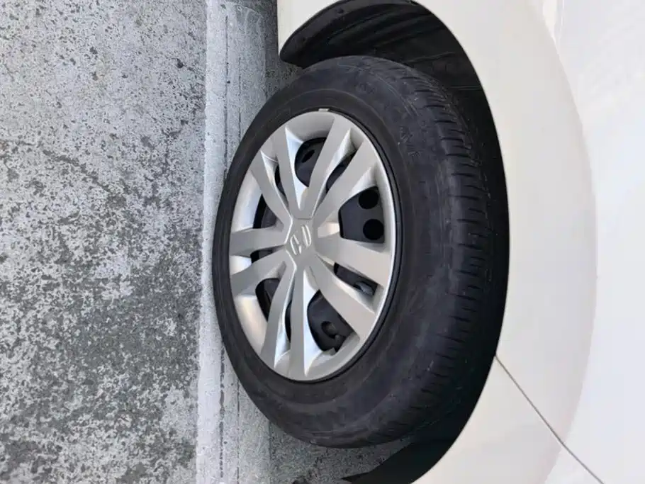 Honda Fit — миниатюра 6
