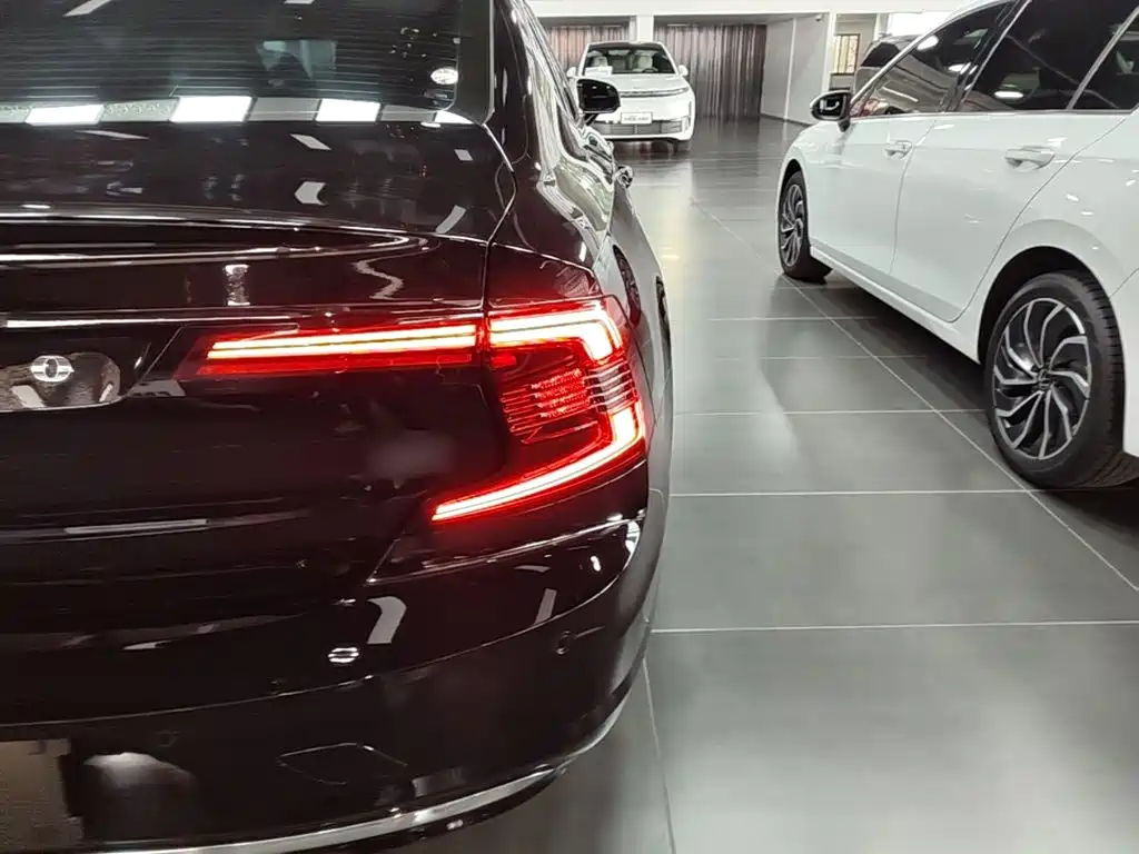 Volvo S90 — миниатюра 8